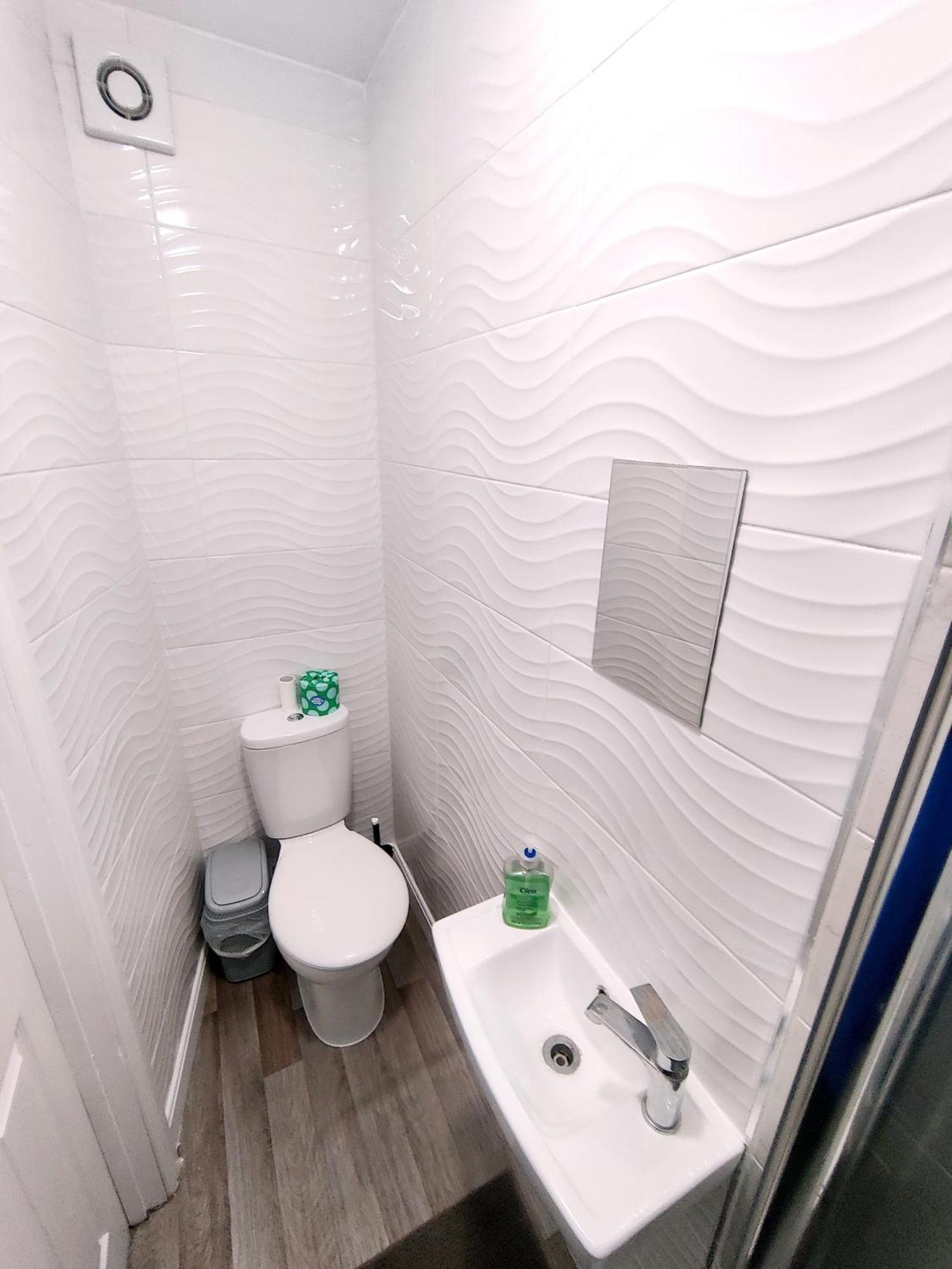 House Share With Few Ensuite Rooms Near Southmead Bristol Extérieur photo