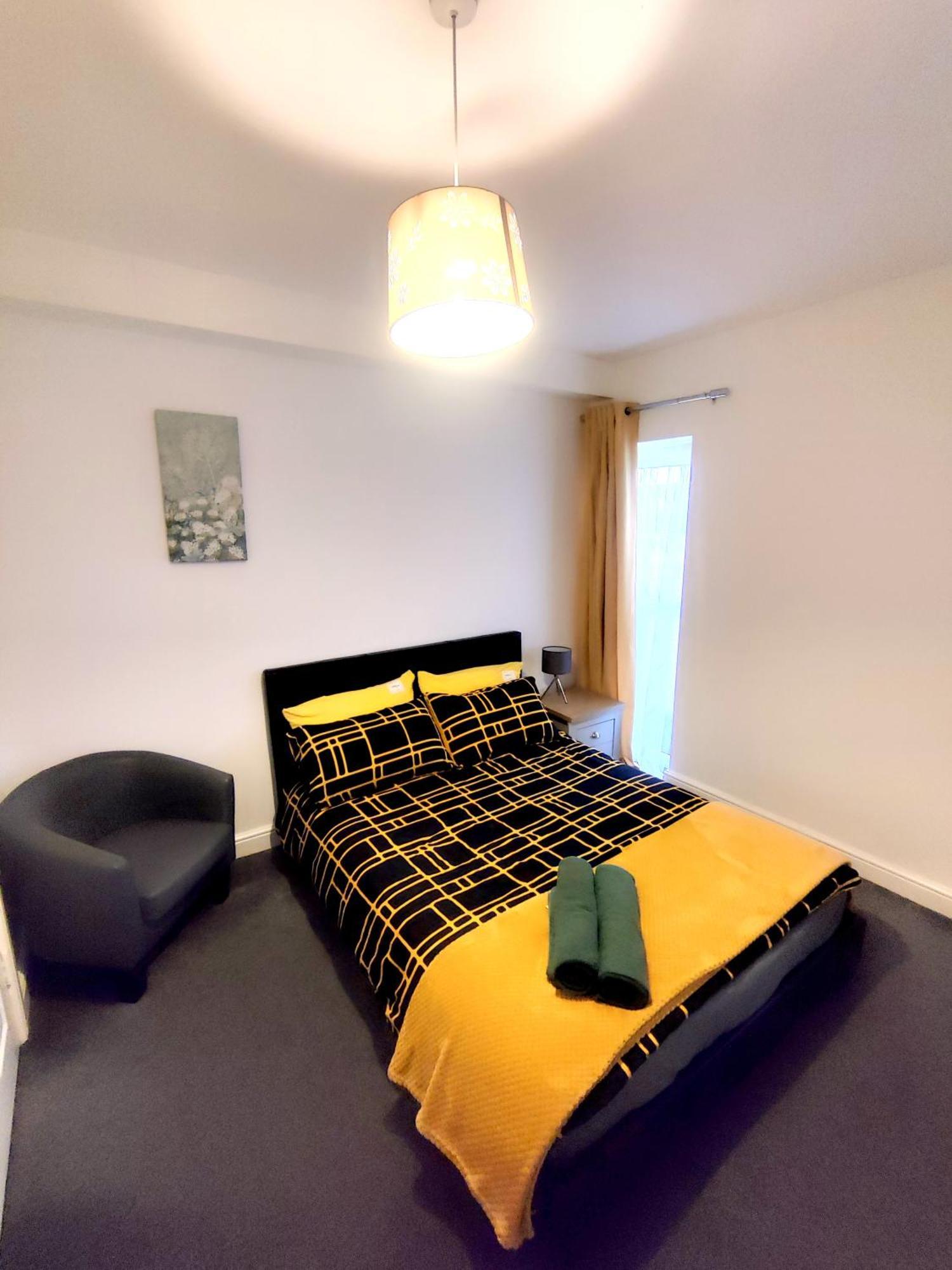 House Share With Few Ensuite Rooms Near Southmead Bristol Extérieur photo
