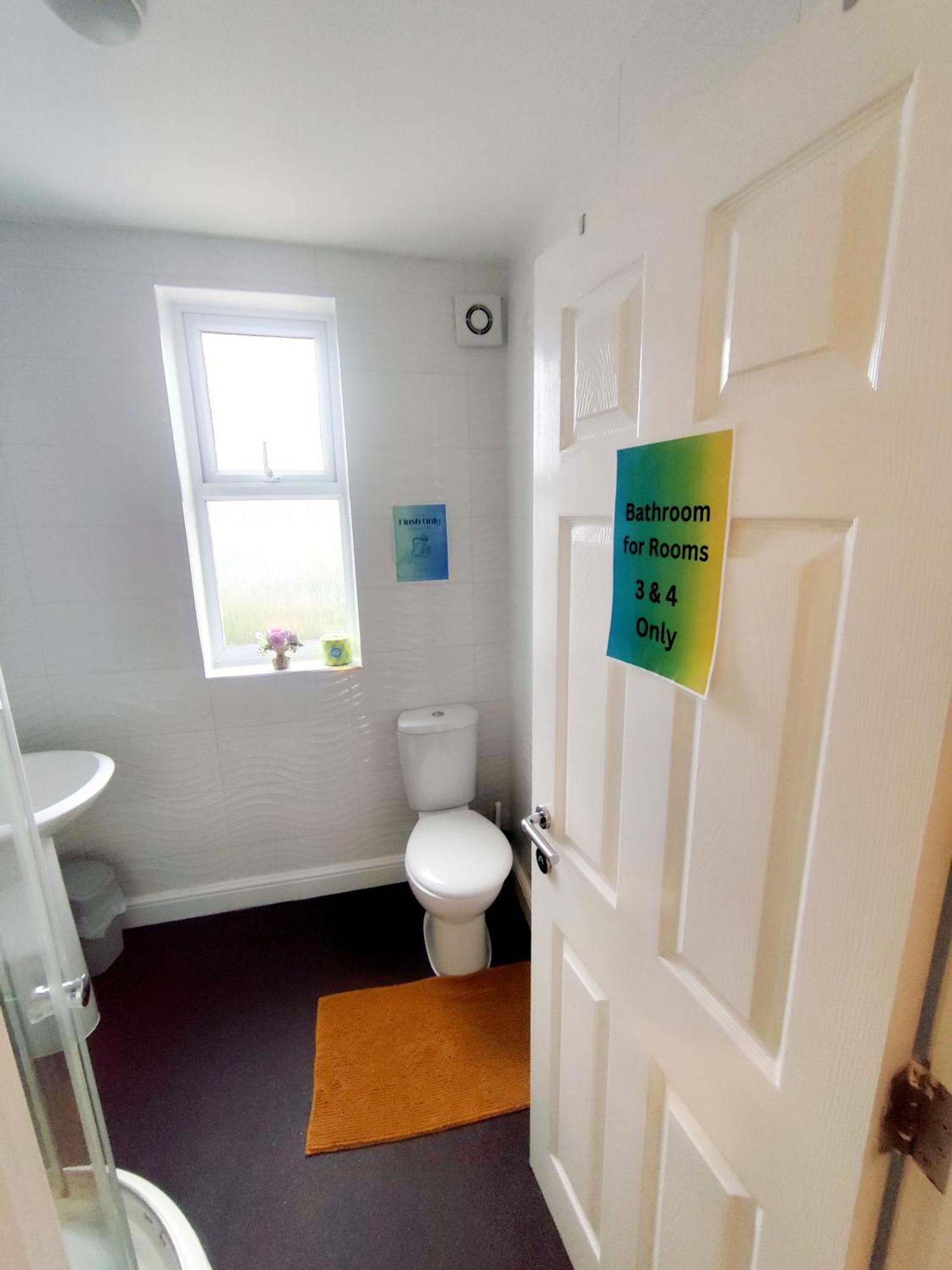 House Share With Few Ensuite Rooms Near Southmead Bristol Extérieur photo