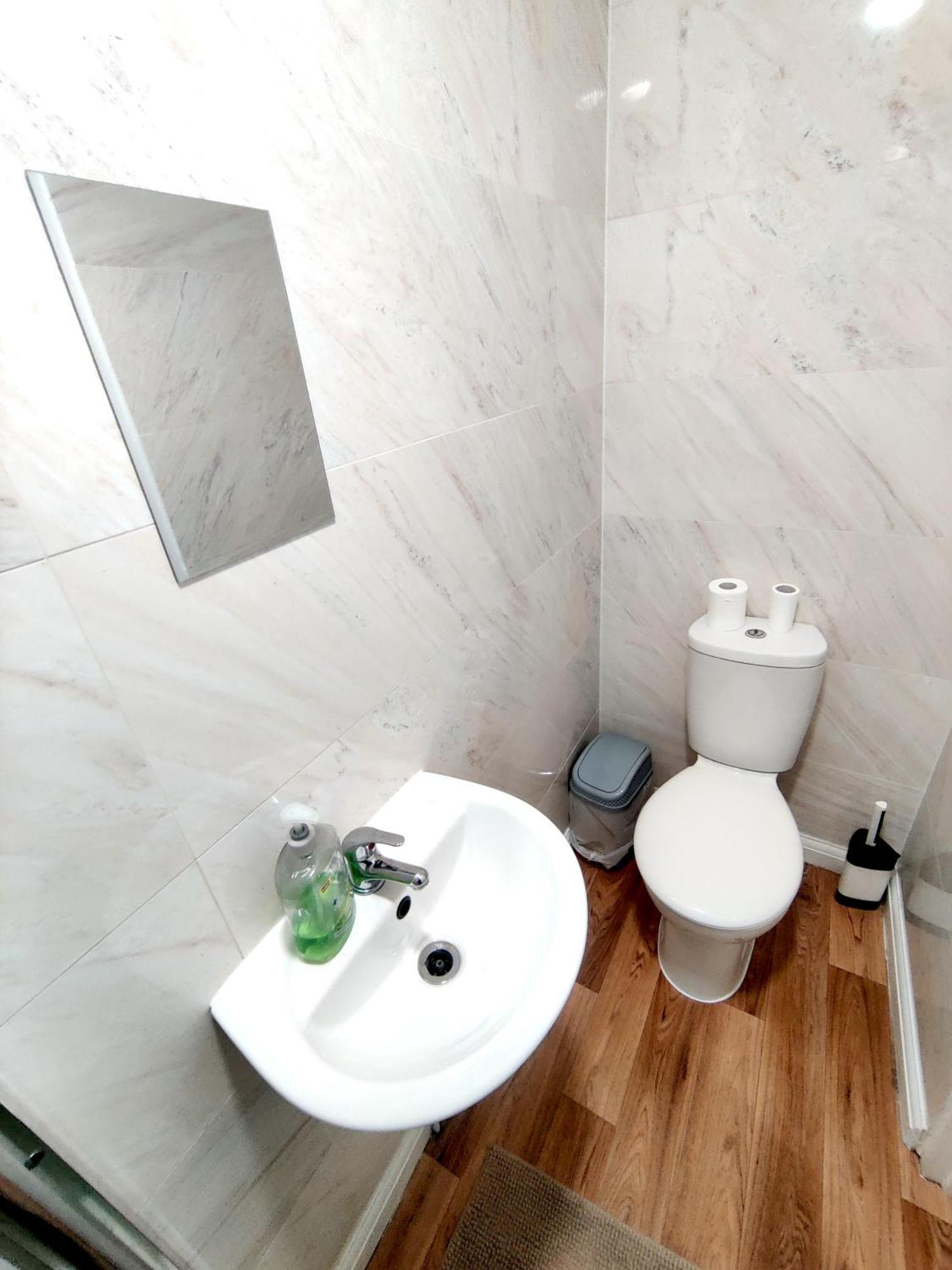House Share With Few Ensuite Rooms Near Southmead Bristol Extérieur photo
