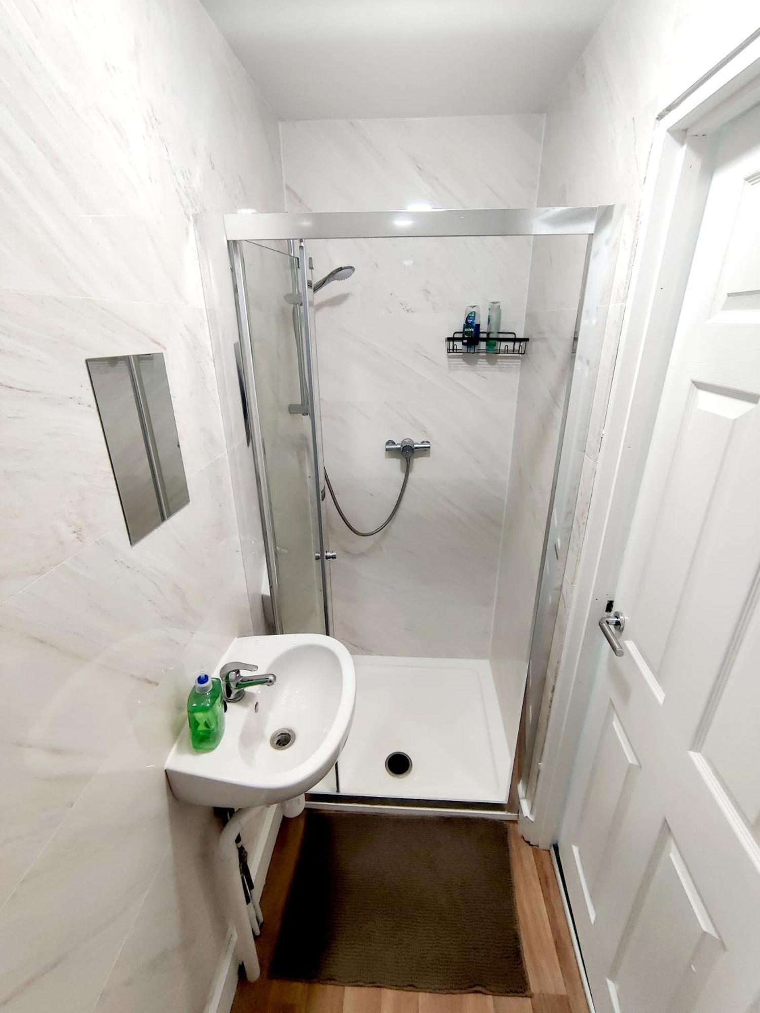 House Share With Few Ensuite Rooms Near Southmead Bristol Extérieur photo