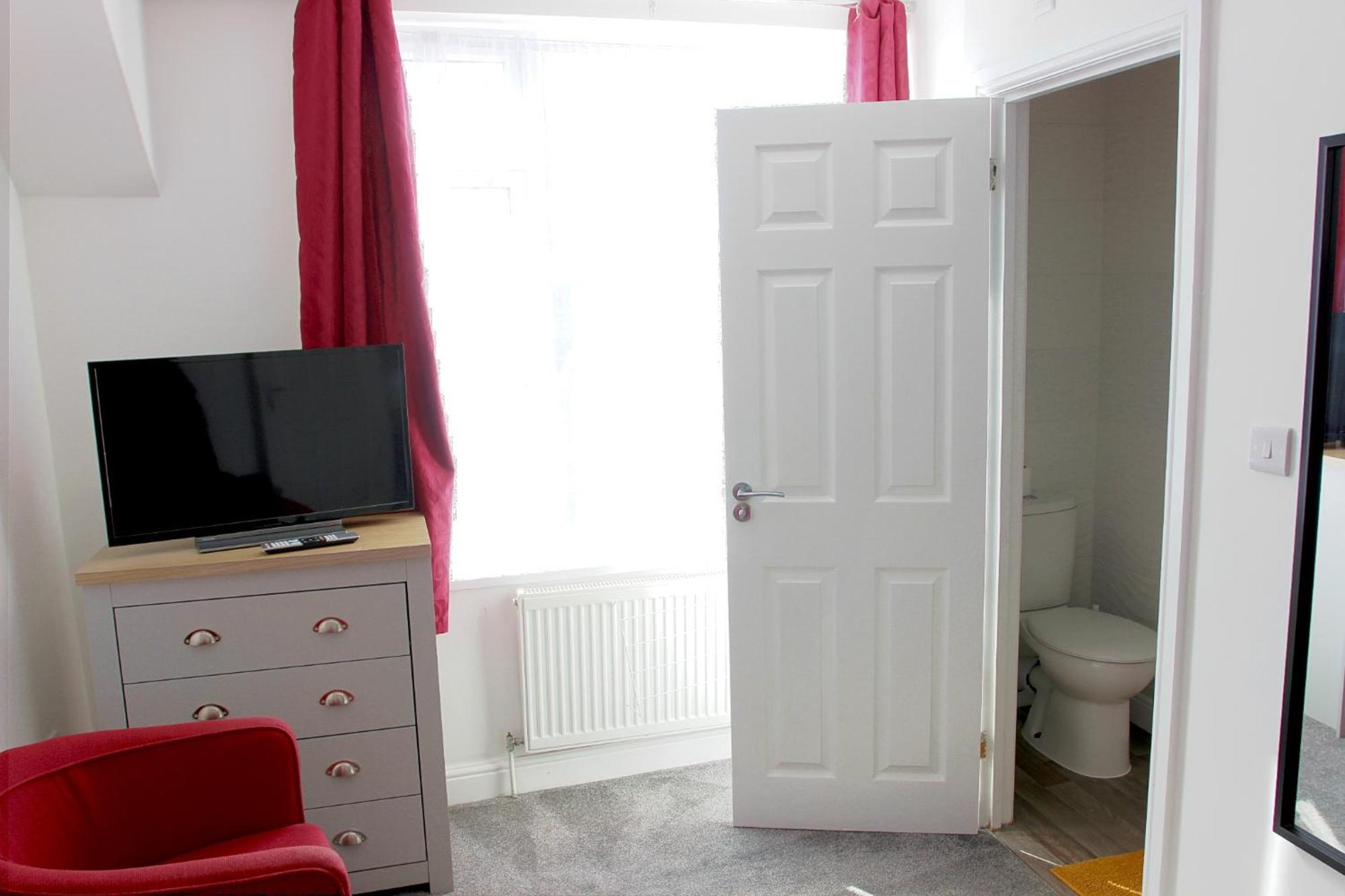 House Share With Few Ensuite Rooms Near Southmead Bristol Extérieur photo